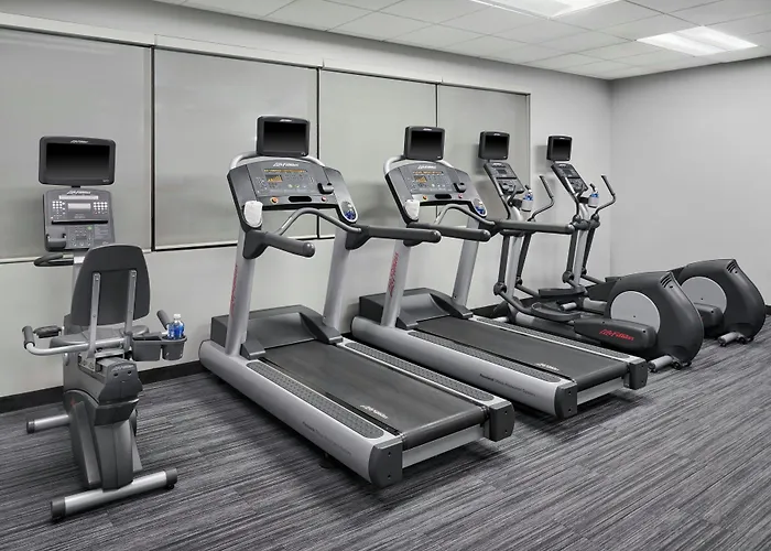 Towneplace Suites By Marriott Lawrence Downtown